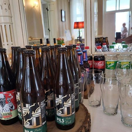 Palac W Orli - Pokoje, Restauracja Kozmin Bagian luar foto